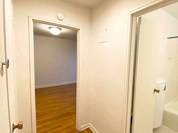 5th image of 315 Ocean Pkwy #2NN