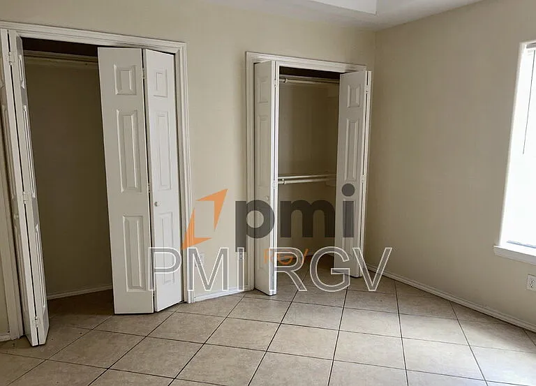 315 W Albatross Ave #UNITC — Photo 5