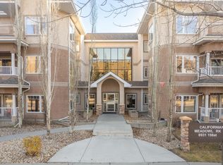 Californian Meadowlark, Edmonton, AB T5R 1Y6