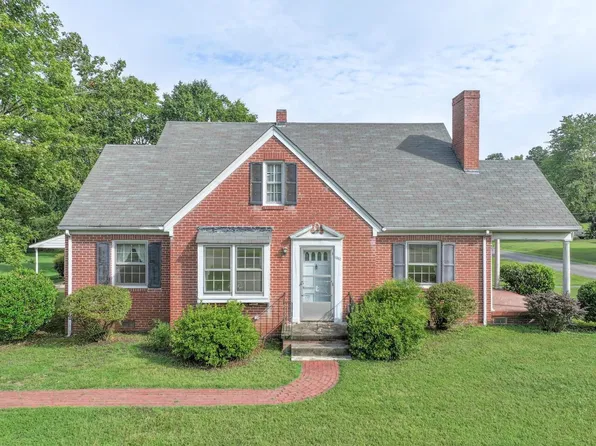 1062 Virginia Ave, Clarksville, VA 23927