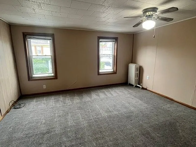 113 S Chestnut St — Photo 11
