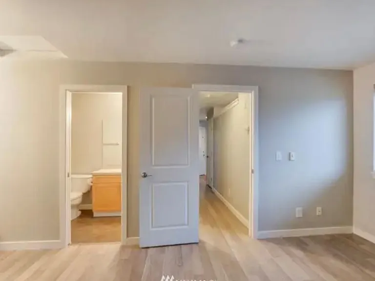 3926 243rd Pl SE #H — Photo 10