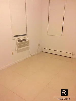 Rented by R New York | media 24