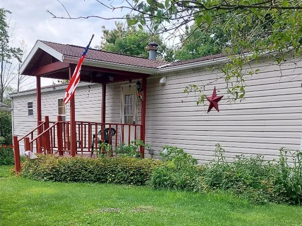 21017 Old Ellis Hill Rd, Meadville, PA 16335