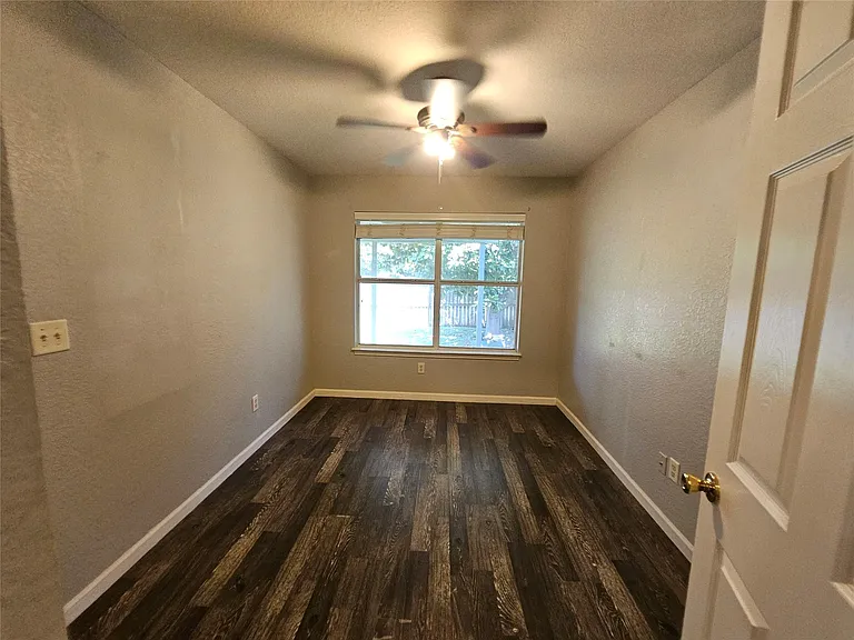 174 Prairie Springs Loop — Photo 13