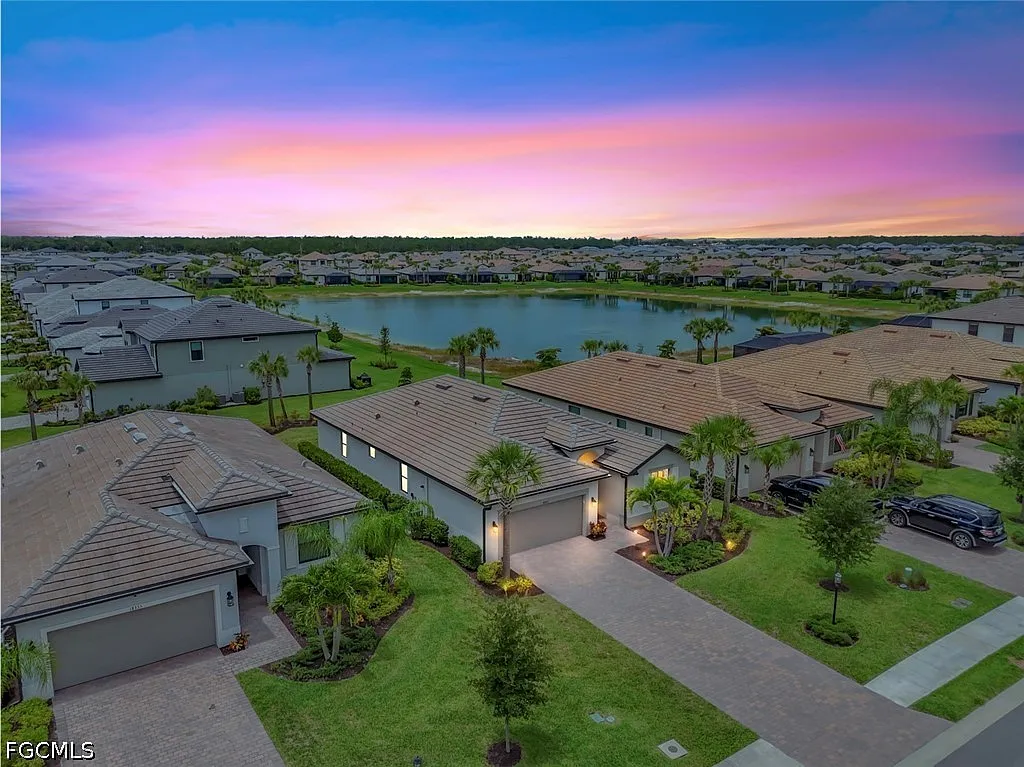 4 bed, 3.0 bath, 2032 sqft, $6,000 — Photo 4
