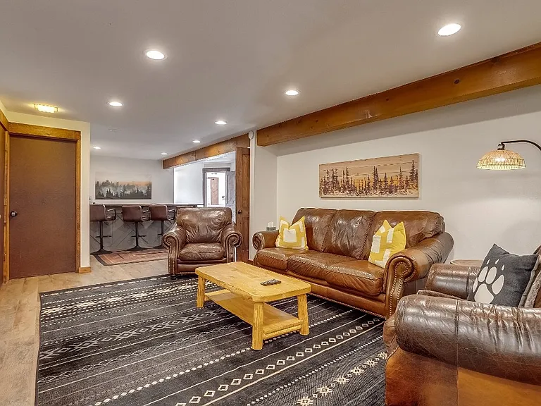 S Skyline Dr — Photo 19