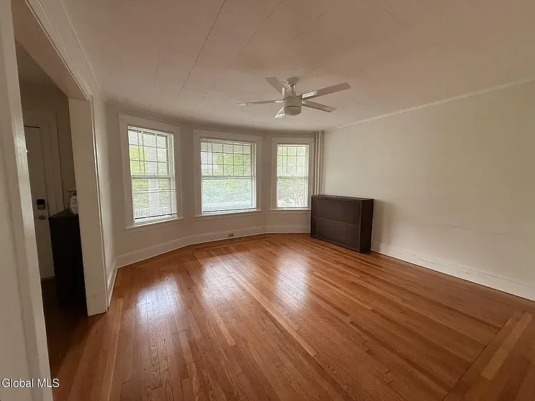 602 Morris St — Photo 3