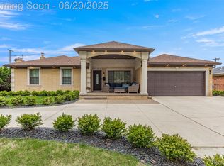 2051 N Gulley Rd, Dearborn Heights, MI 48127