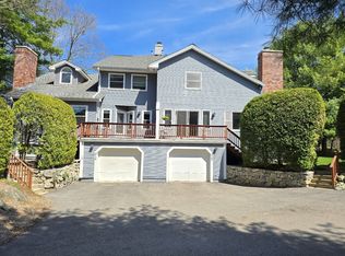 212 Arrowhead Cir #212, Ashland, MA 01721