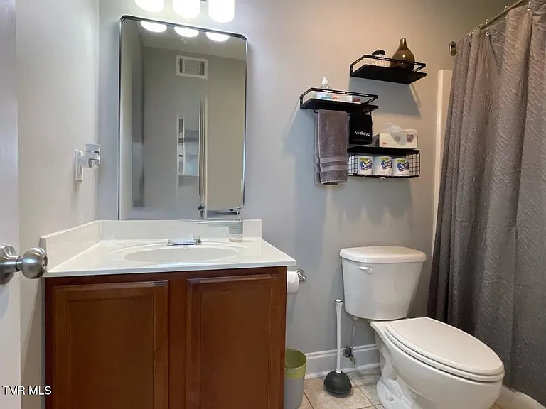 169 E Grand Ave #300 — Photo 23