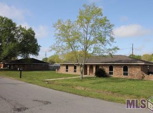 215 Lucky St, Plattenville, LA 70393