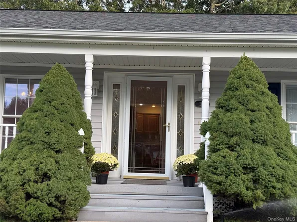 1407 Middle Road #271, Calverton, NY 11933