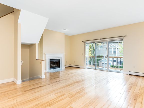 3rd image of 602 North Avenue #24