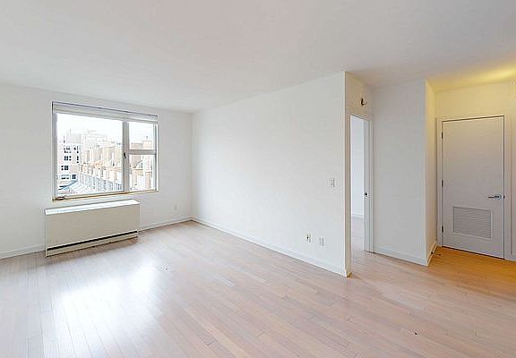 3rd image of 250 Bedford Ave #402