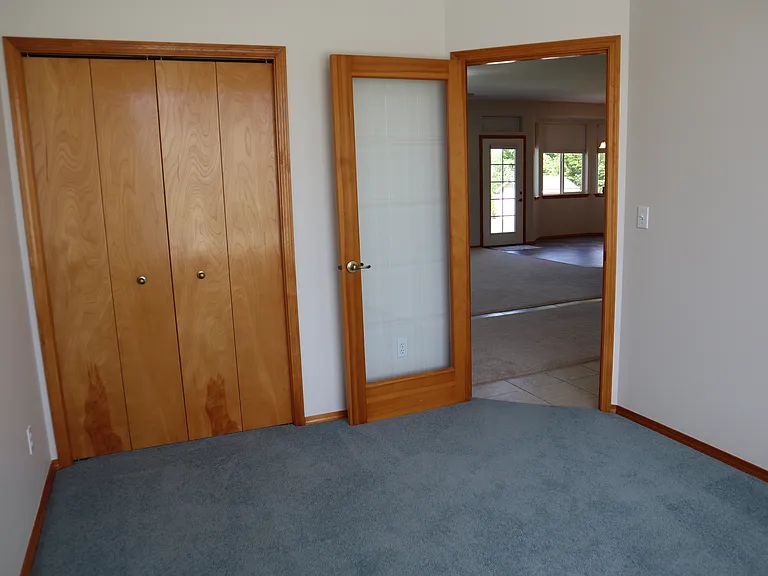2758 Rue Ct — Photo 17