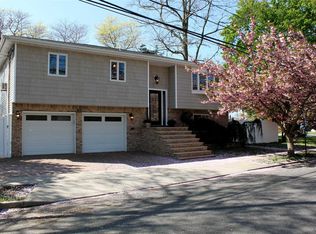 40 S Merrick Rd, Massapequa, NY 11758