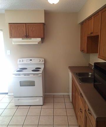 4th image of 2434 Harrison Ave