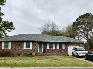 1084 Rosemead Rd, Mount Pleasant, SC 29464