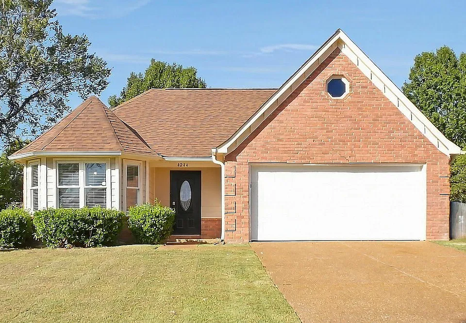 4244 Shadow Oaks Dr