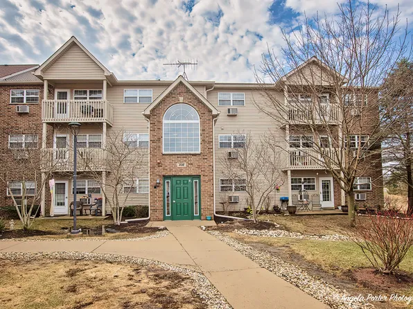 350 Cunat Blvd APT 3C, Richmond, IL 60071