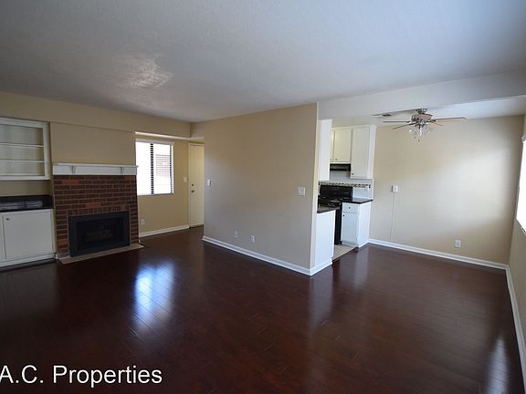 3rd image of 5617 Woodman Ave APT 204
