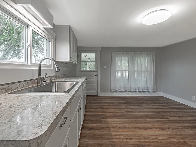 5369 Royalton Center Rd — Photo 9