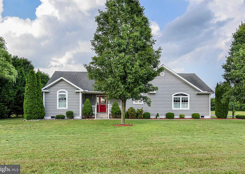1st image of 30215 Cottage Ln