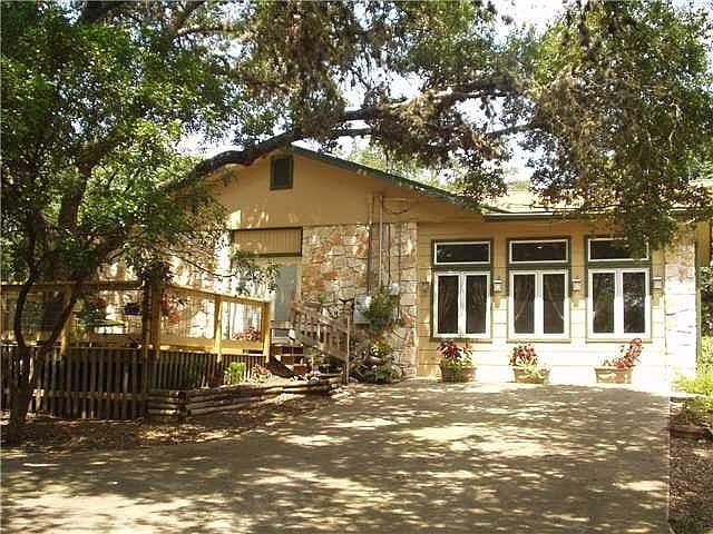 1st image of 209 Deerwood Dr