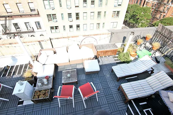 Rented by JK Dansar Corp | media 28