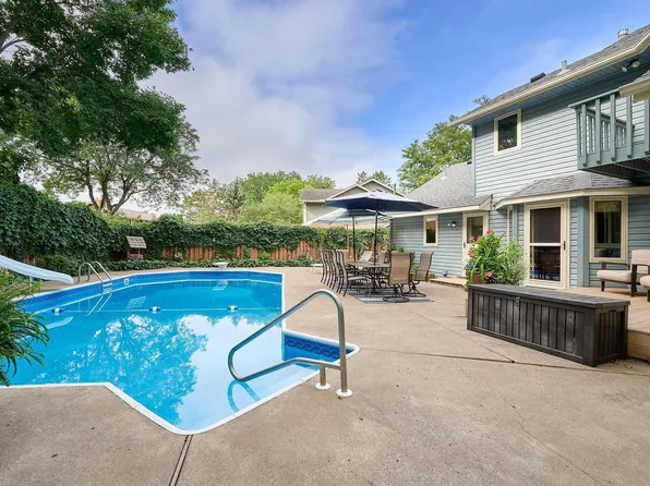 1436 66th Ave NE, Fridley, MN 55432