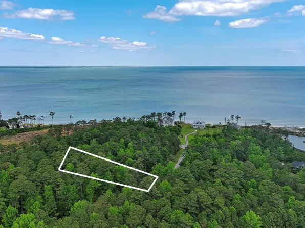 135 Herring Pond Court, Beaufort, NC 28516