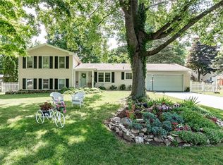 668 Fox Meadow Rd, Rochester, NY 14626