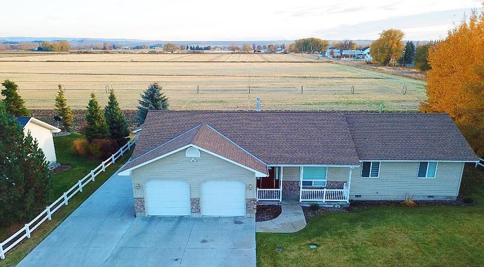 1st image of 247 E Appaloosa Dr