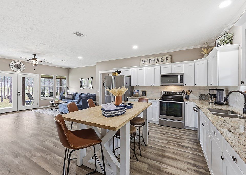 10th image of this home