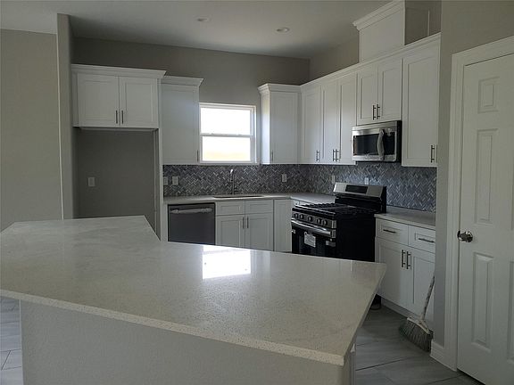 2nd image of 105 S Algeria St
