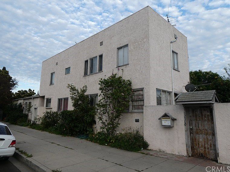 1st image of 1503 Wellesley Ave