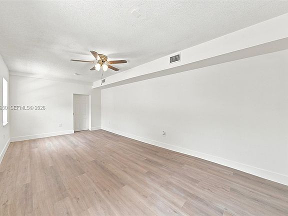3rd image of 402 NW 44th Ave #1