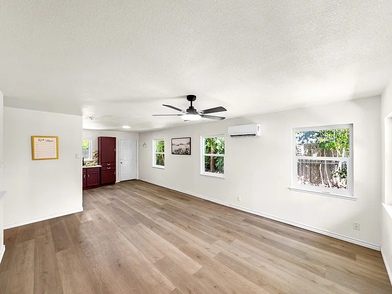 10 Linden Ave — Photo 6