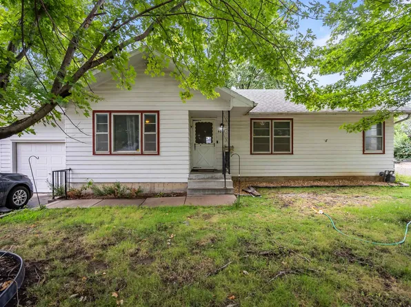 4011 SW Munson Ave, Topeka, KS 66604
