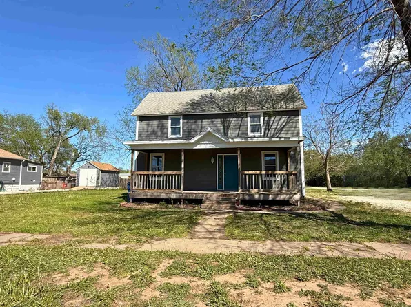 323 King St, Gypsum, KS 67448