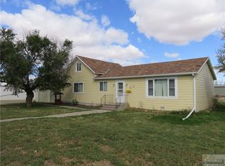 304 8th St, Circle, MT 59215