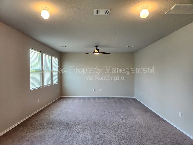 6811 Freedom Hls — Photo 12