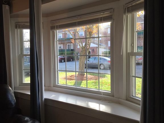 4th image of 10 Washington Park Dr #6