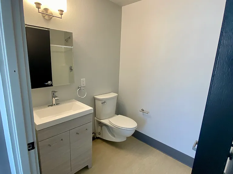 Shasta Place Apartments — Photo 13