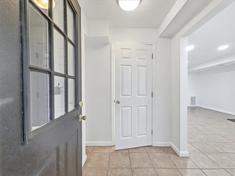 1813 8th St NW #LL — Photo 7