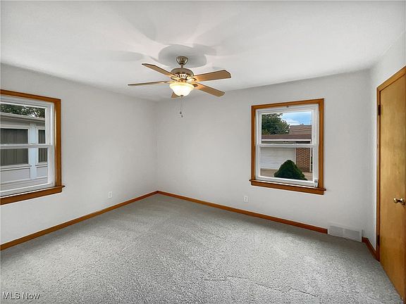 3rd image of 1502 Tuxedo Ave