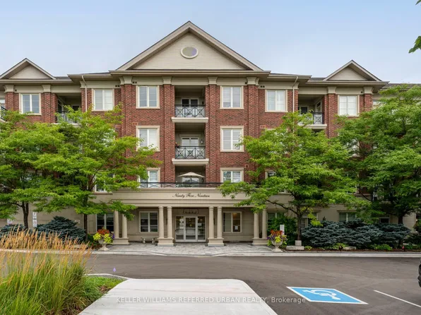 9519 Keele St #212, Vaughan, ON L6A 4A2