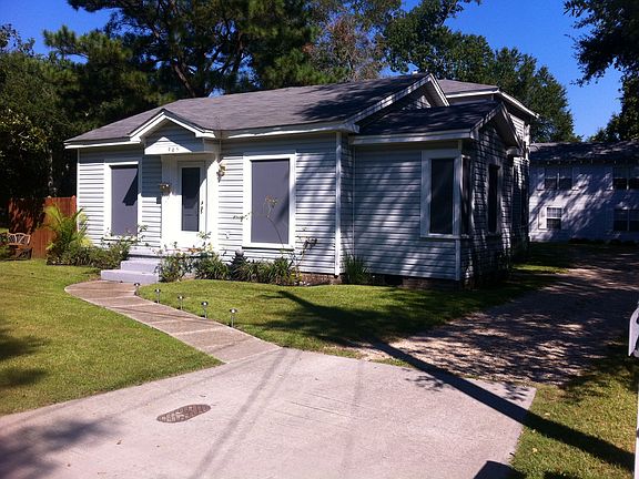 2nd image of 905 Sarrazin Ave #A