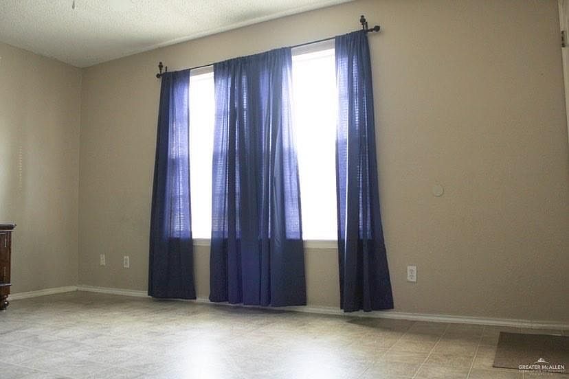 1st image of 3821 Monica Dr